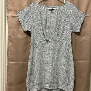 A beautiful comfortable dress for Spring/Summer/Cocktail party.